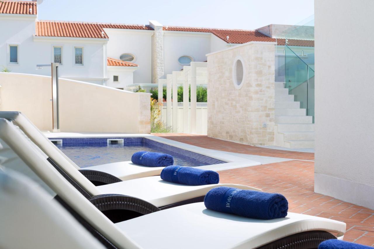 Villa Sylvia By Hmz Villas Tar-Vabriga エクステリア 写真